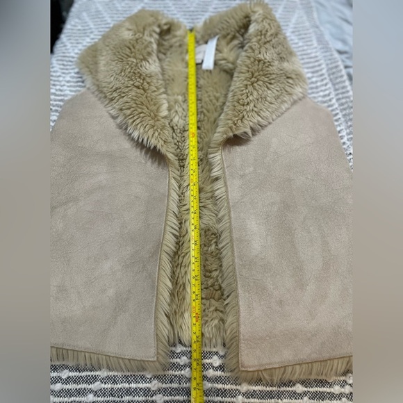 LOFT | Faux Fur Reversible Vest Size XSmall - Picture 12 of 13